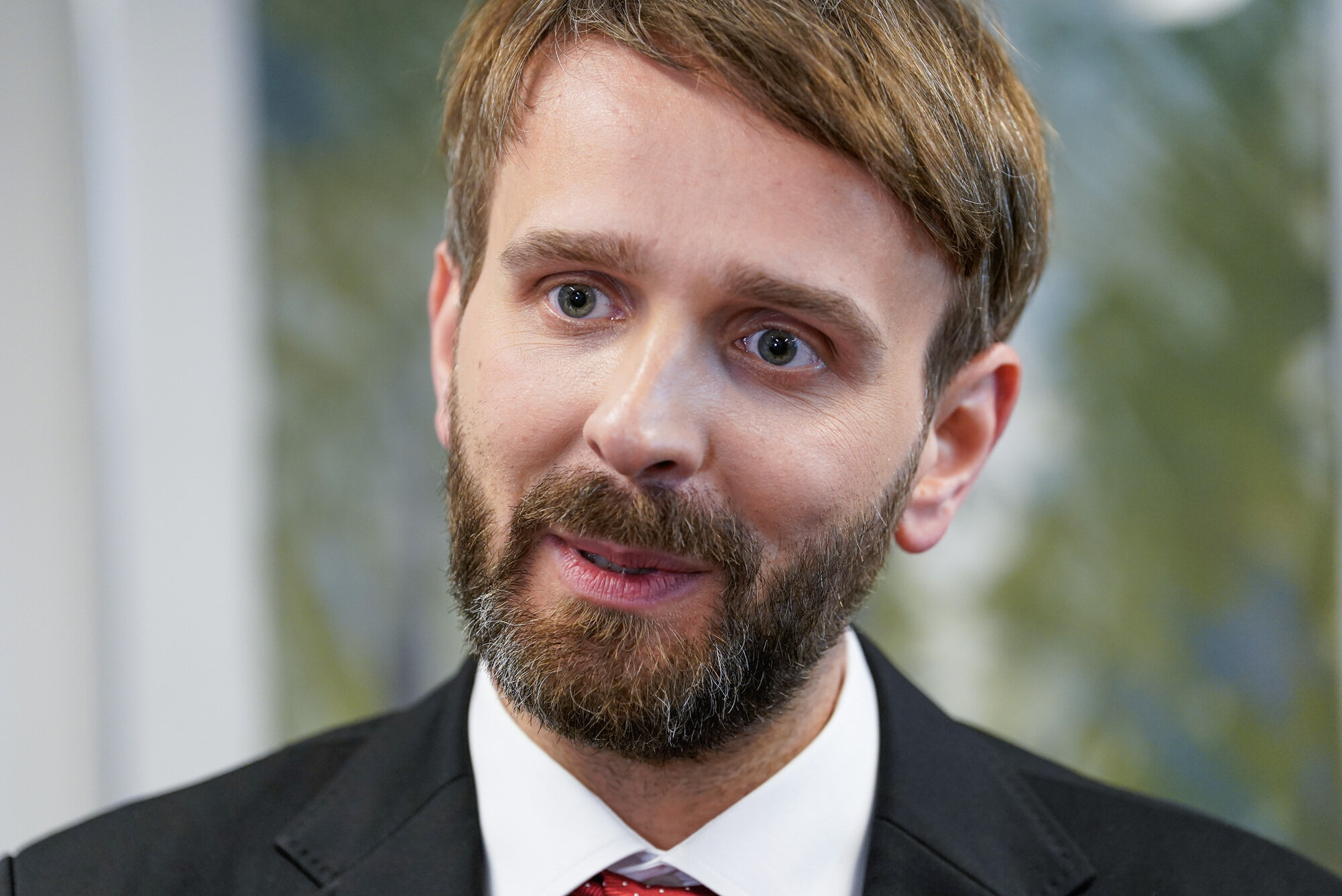 Bildet viser helse- og omsorgsminister Jan Christian Vestre