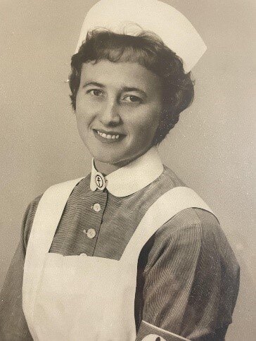 gammelt bilde fra da Romslo var sykepleier