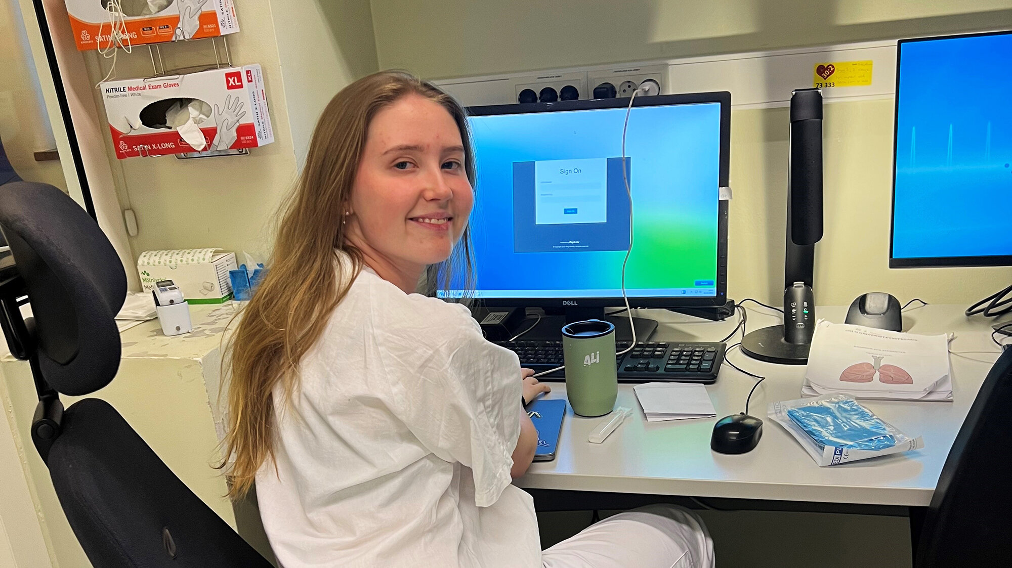 Bildet viser sykepleierstudent Stella Braathen-Reif under praksisstudier