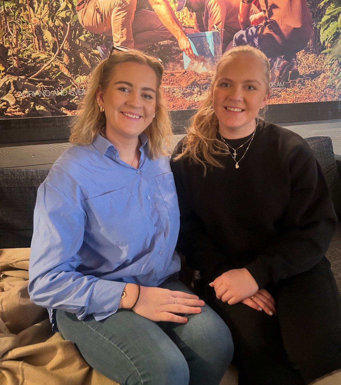 Bildet viser Marica og søster