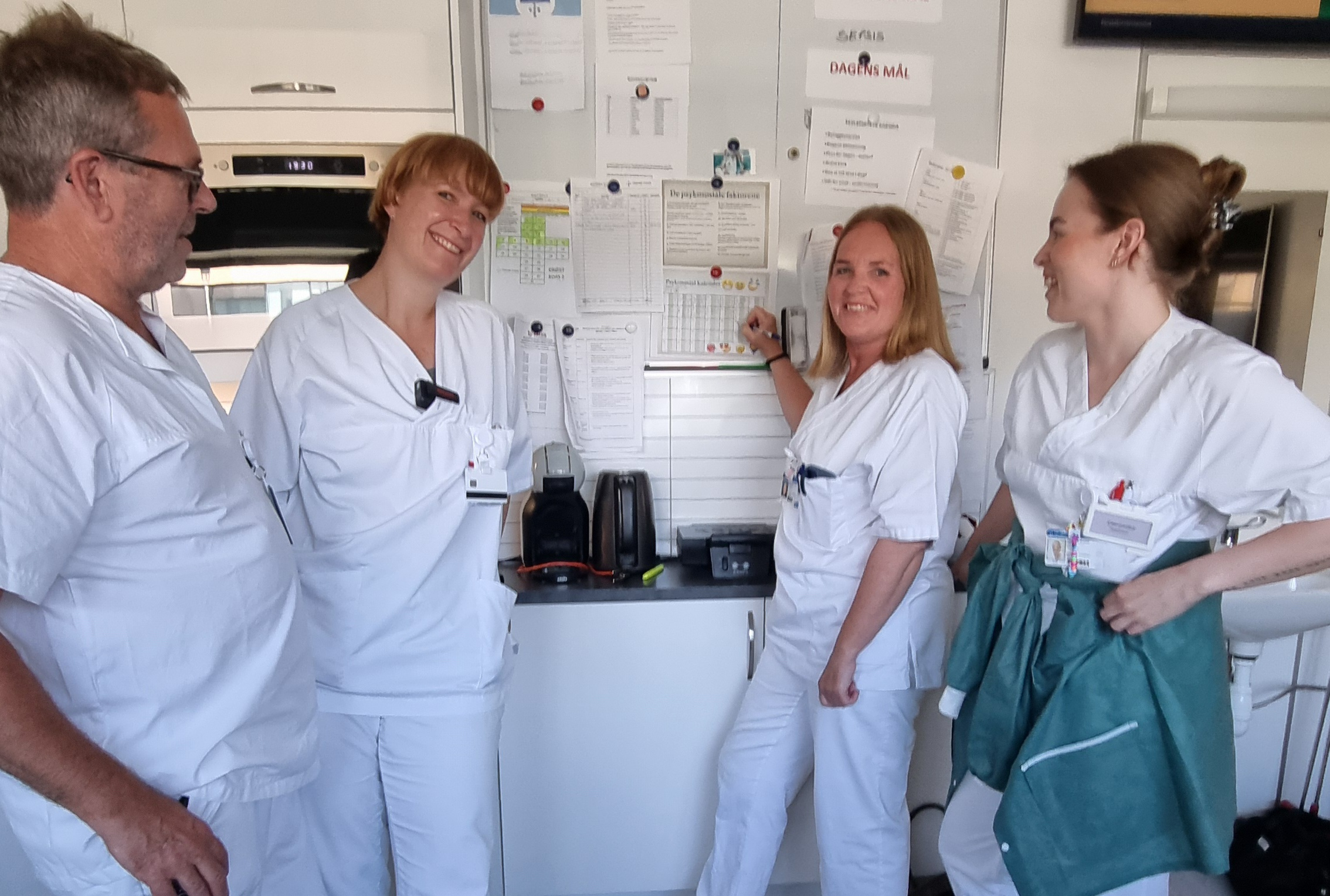 Bildet viser Erik Skretteberg, Hege Bergsrud, Maiken Bækkedal og Veronika Vatland