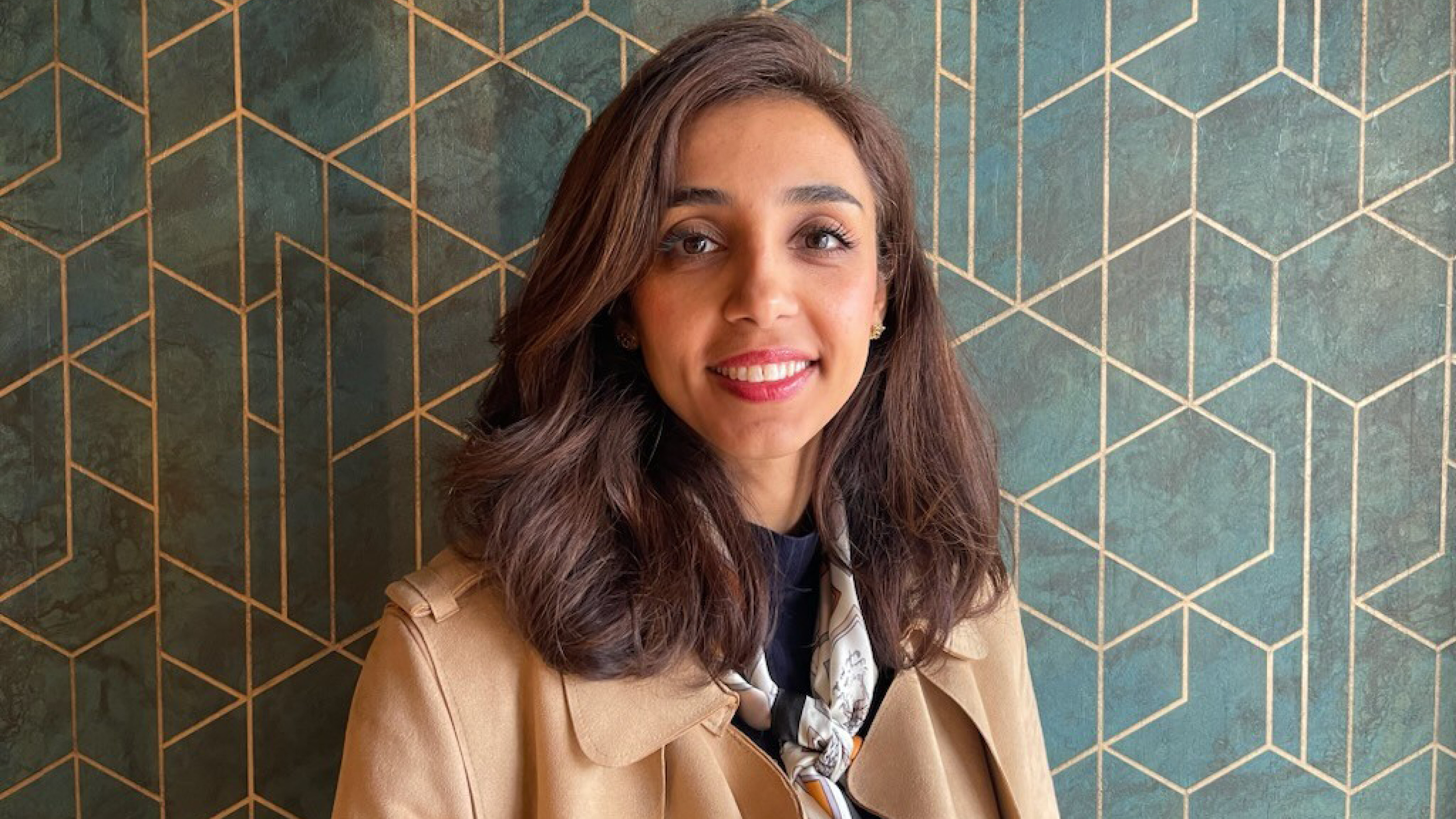 Bildet viser innleggsforfatter Armina Amookhteh