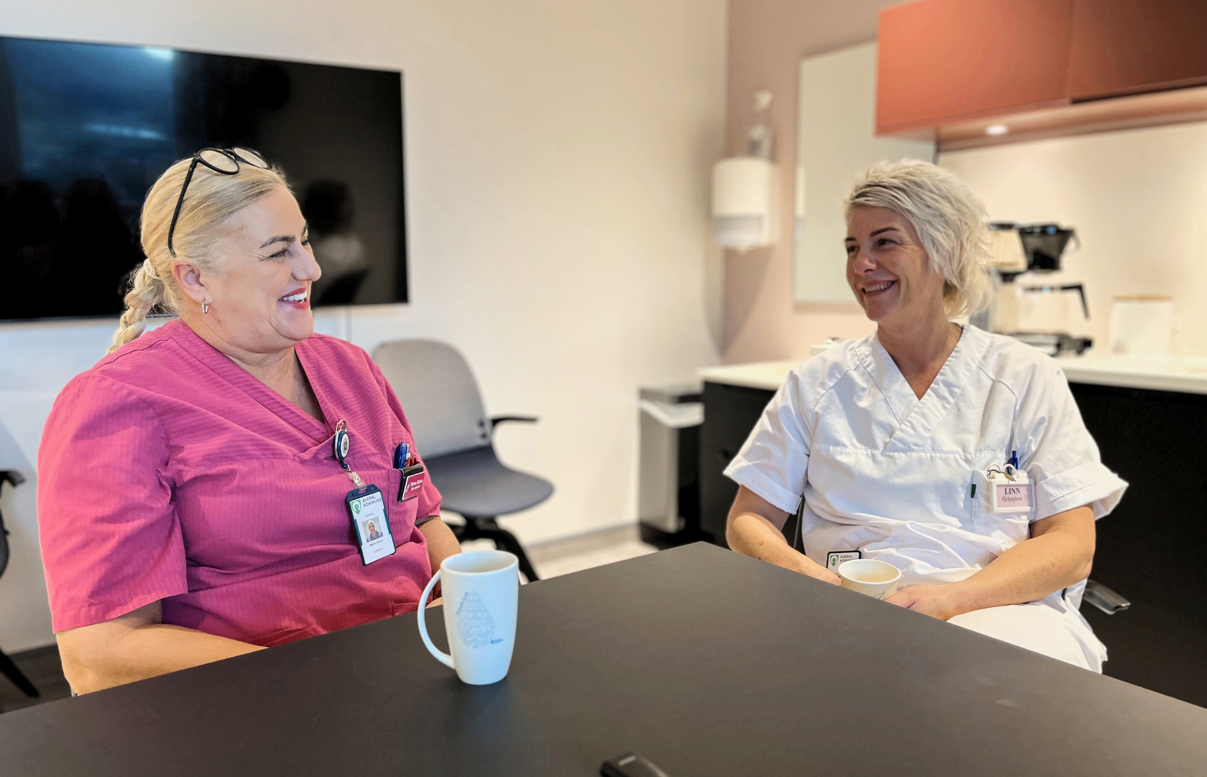 Bilde av Renee Stanes og Linn Håland