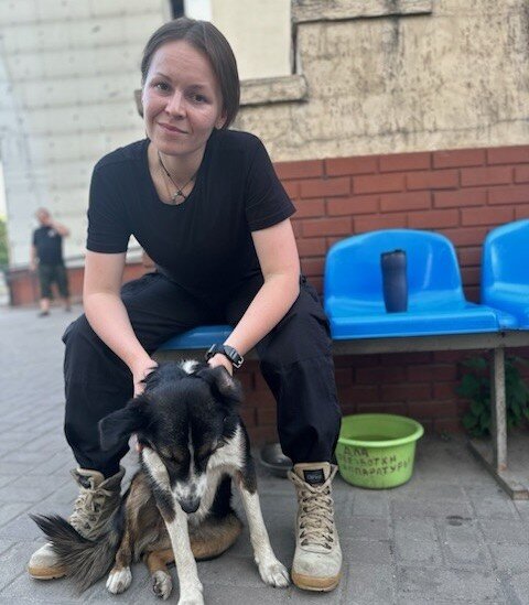 Bildet viser den ukrainske sykepleieren Olga «Richka» ved stabiliseringspunktet