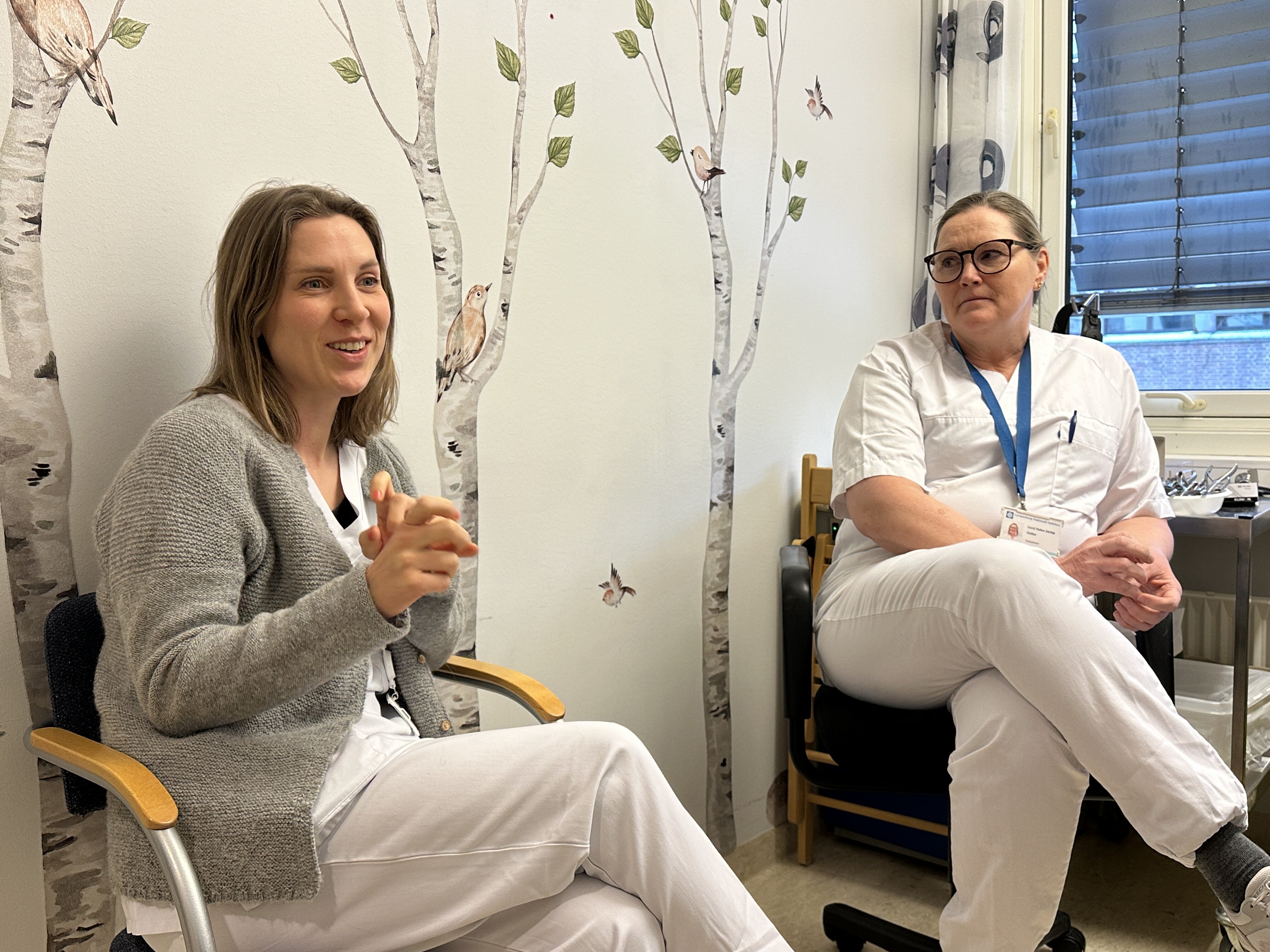 Helsepersonellet er tydelig på at man bør oppsøke profesjonell hjelp før man går i gang med tiltak fra sosiale medier.