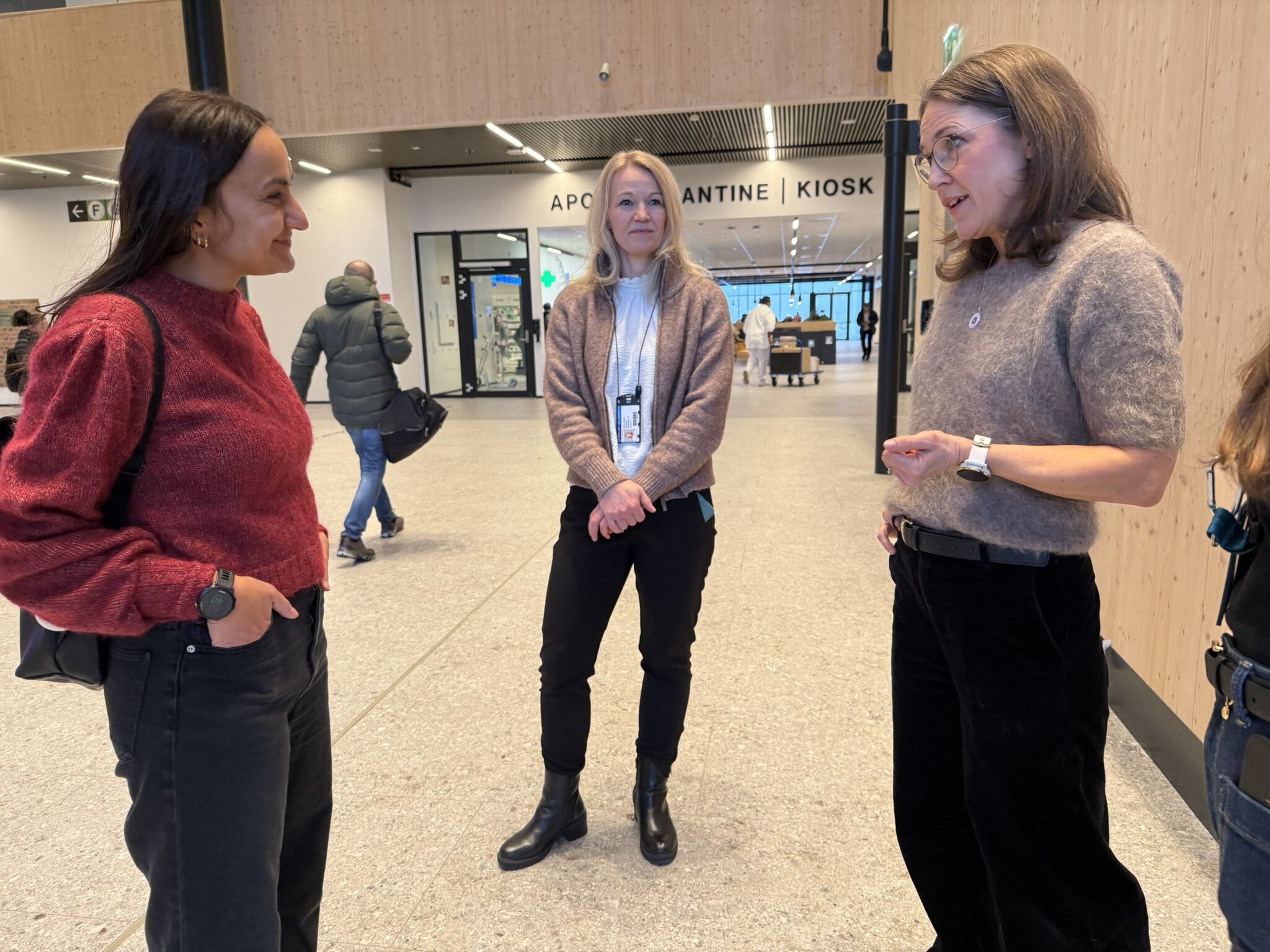 Bildet viser fylkesleder og Seher Aydar