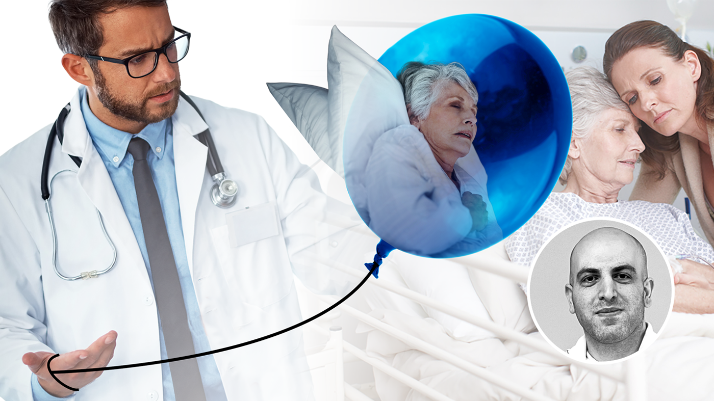 Bildet viser en pasient omgitt av lege og pårørende