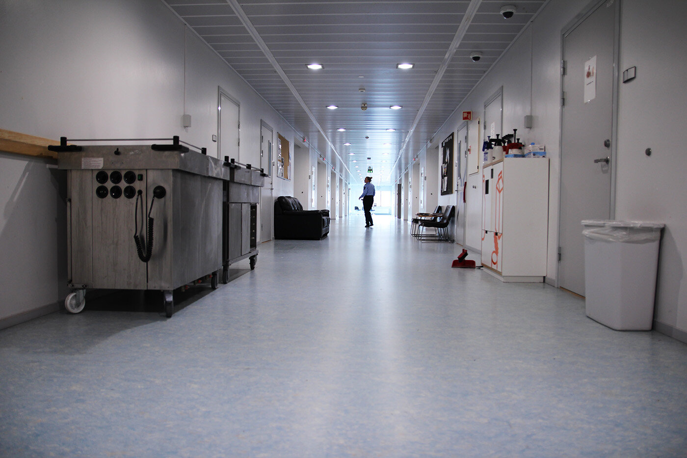 Bilde viser fengselsbetjent og avdelingsleder Hege på avdeling A