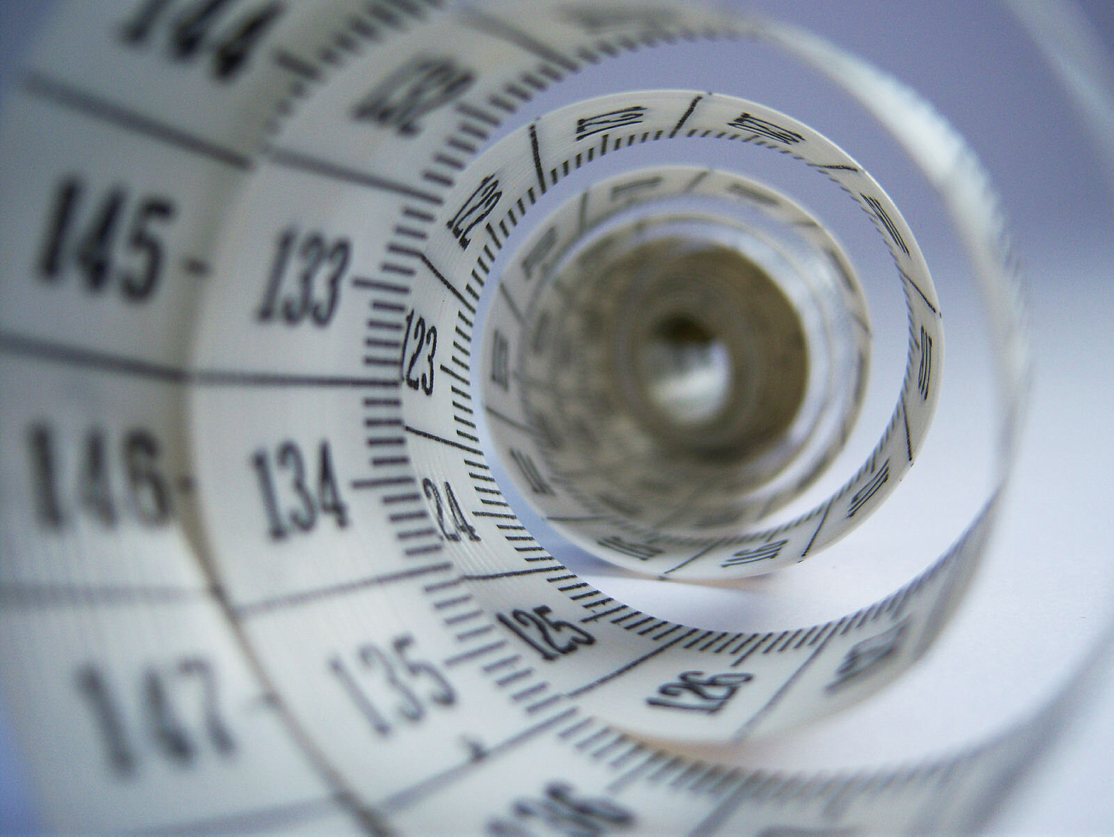 Bildet viser et målebånd.