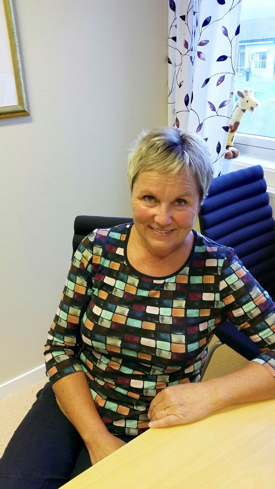 Bildet viser Tove Mette Langmo, flyktningesykepleier i Hemne kommune