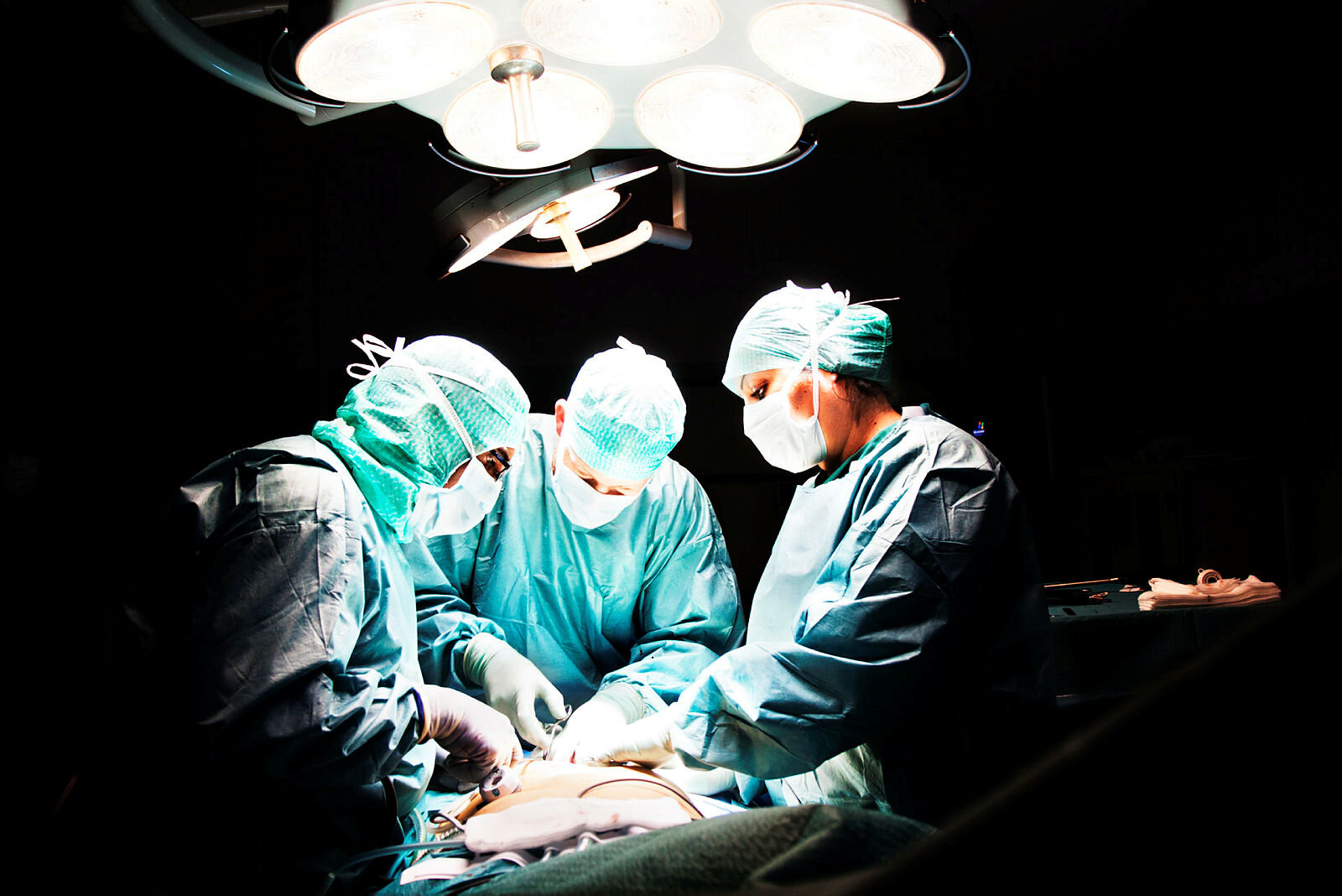 Operasjonssykepleier Kikkhullsoperasjon Operasjon Oslo universitetssykehus OUS Ullevål Operasjonssykepleier Kikkhullsoperasjon Operasjon Oslo universitetssykehus OUS Ullevål Kirurg Kirurgi