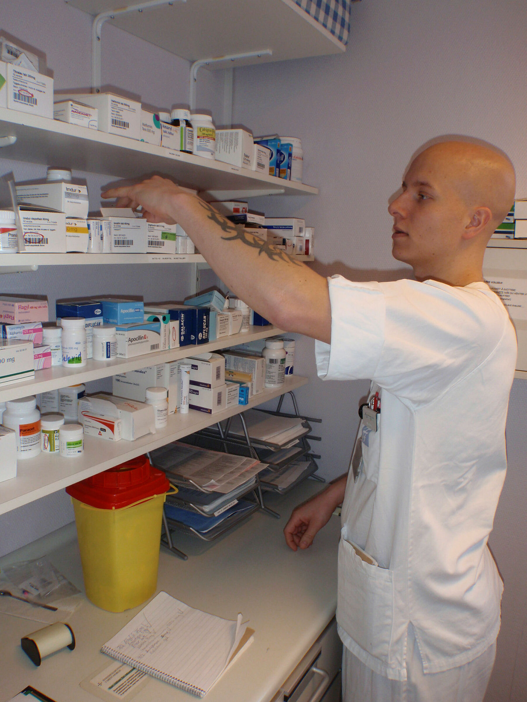 OLYMPUS DIGITAL CAMERA          Kenneth Grip Kenneth Grip