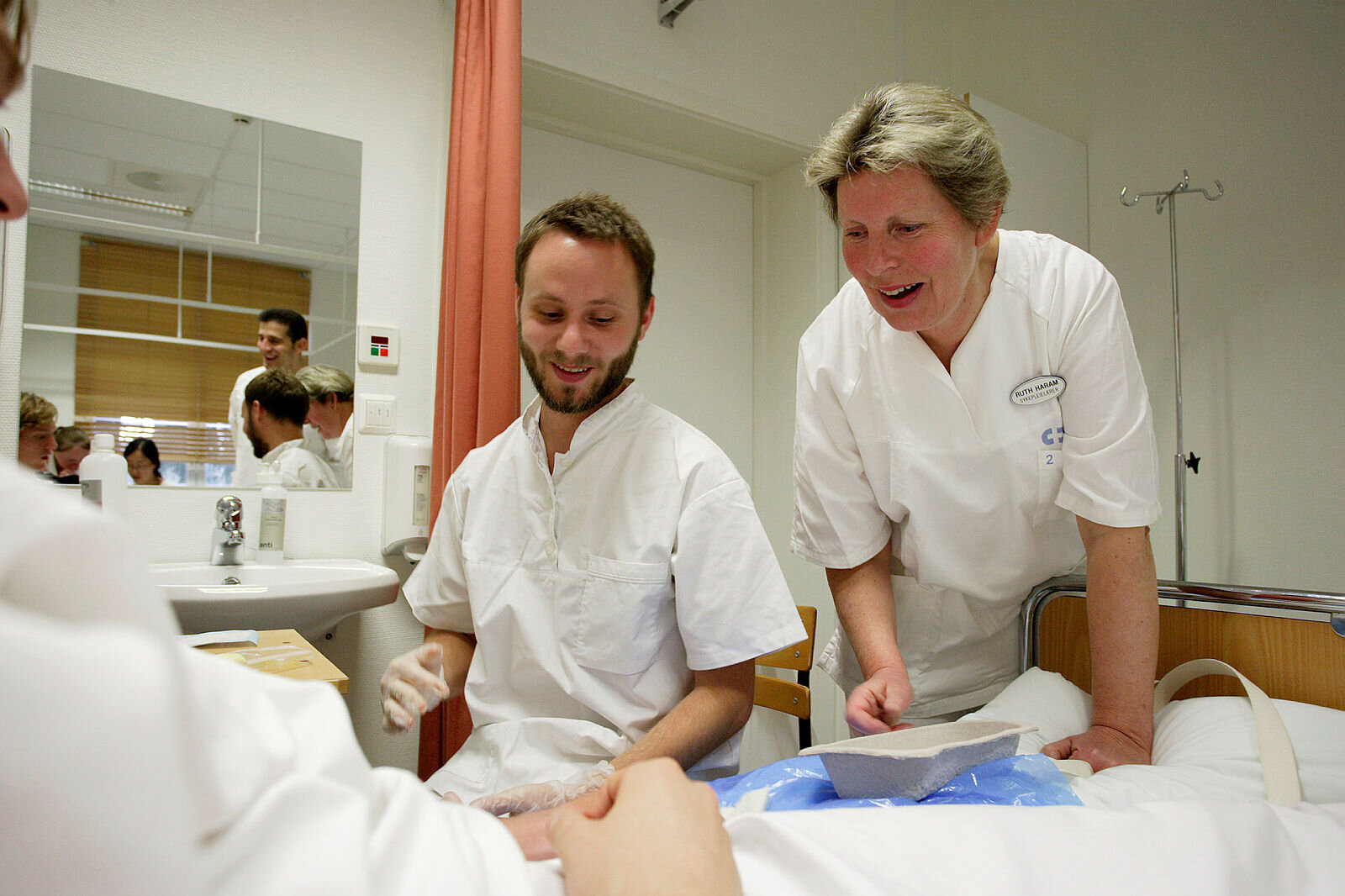 Bildet viser studenter i praksis