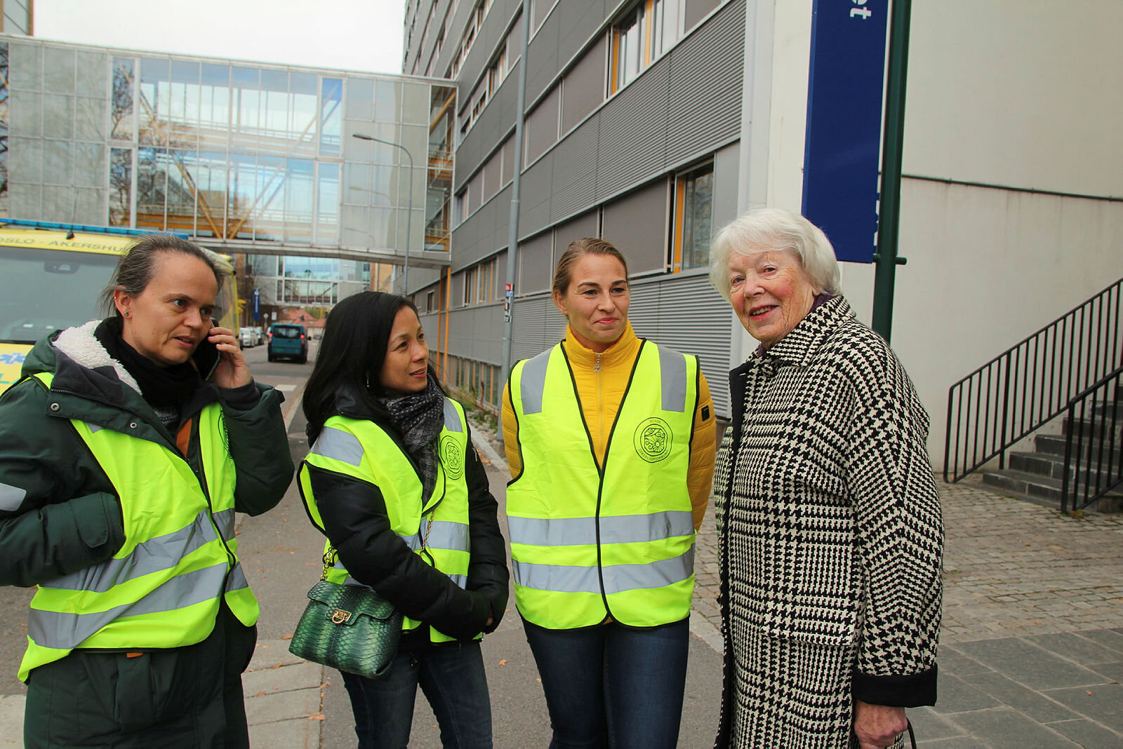 Ragna Lier støtter de streikende sykepleierne