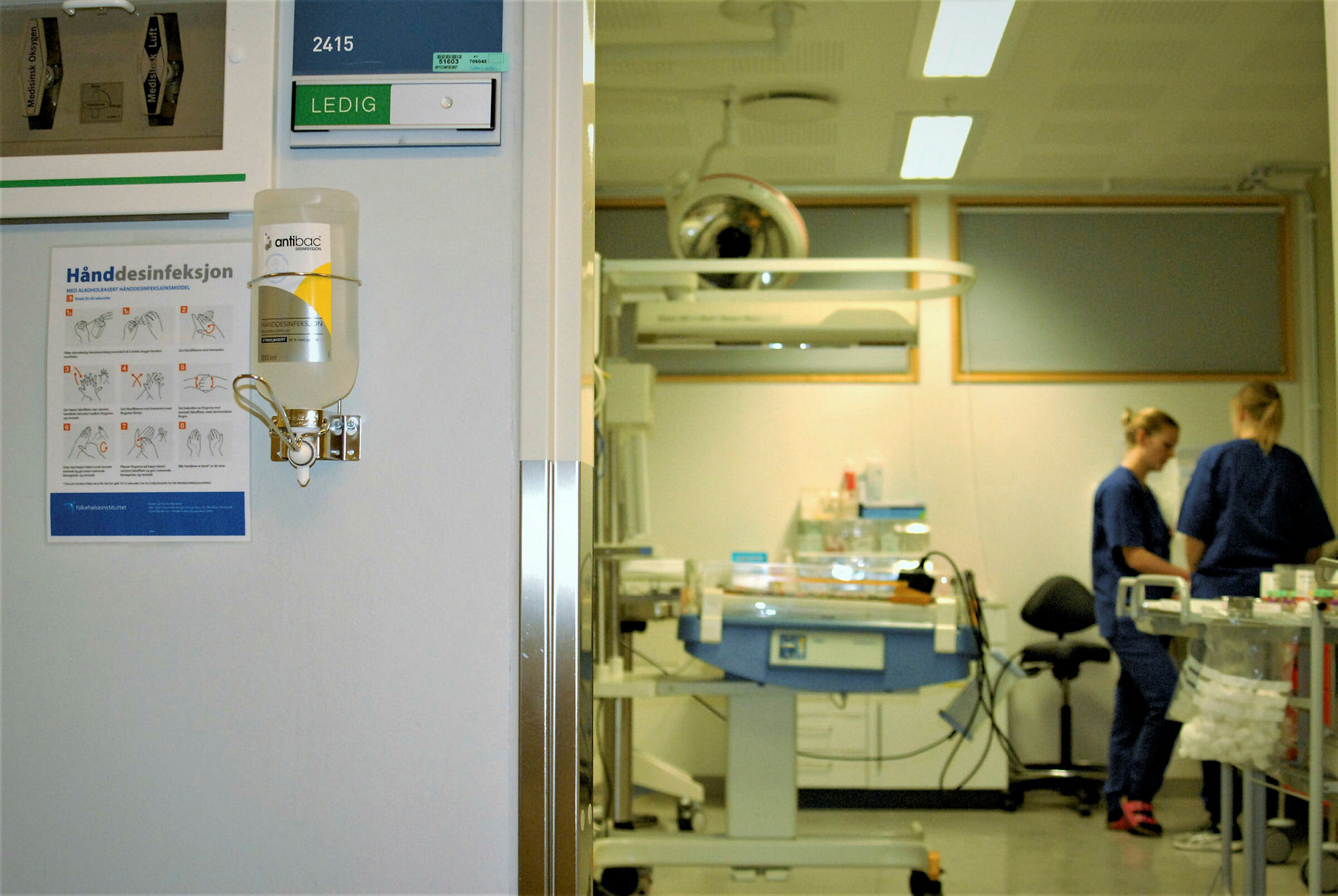 Bilder fra nyfødt intensiv på St. Olavs hospital i Trondheim.