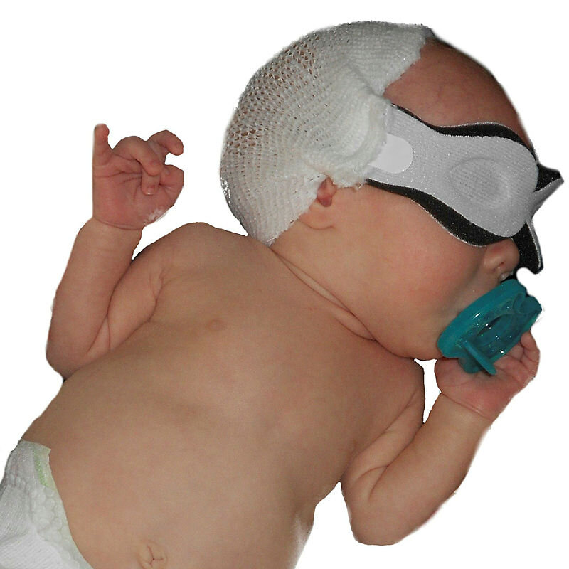 Produktfoto av Bili-Bonnet til bruk på nyfødte med gulsott under lysterapi.