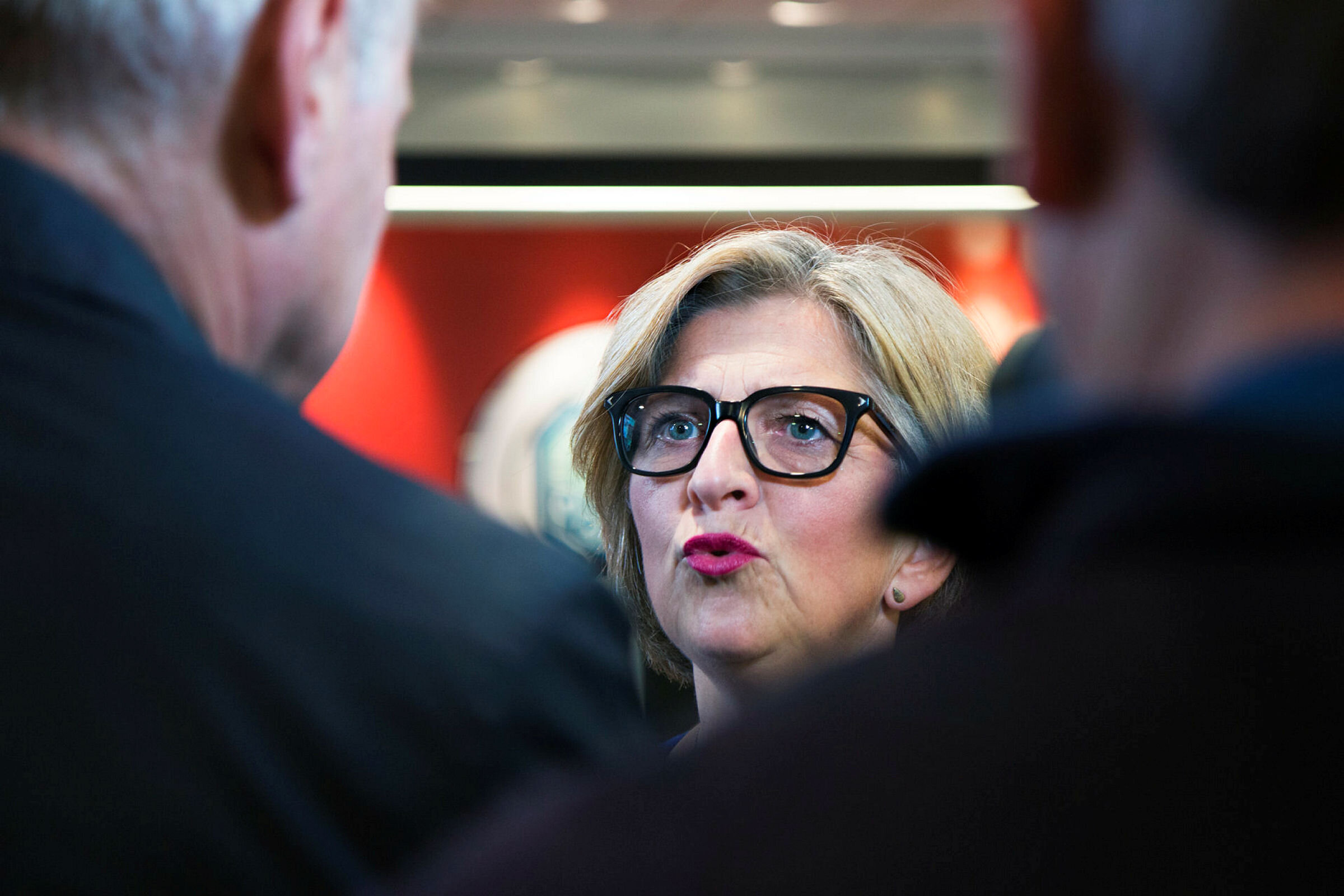 Eli Gunhild By, NSF-leder, pressekonferanse om lockout