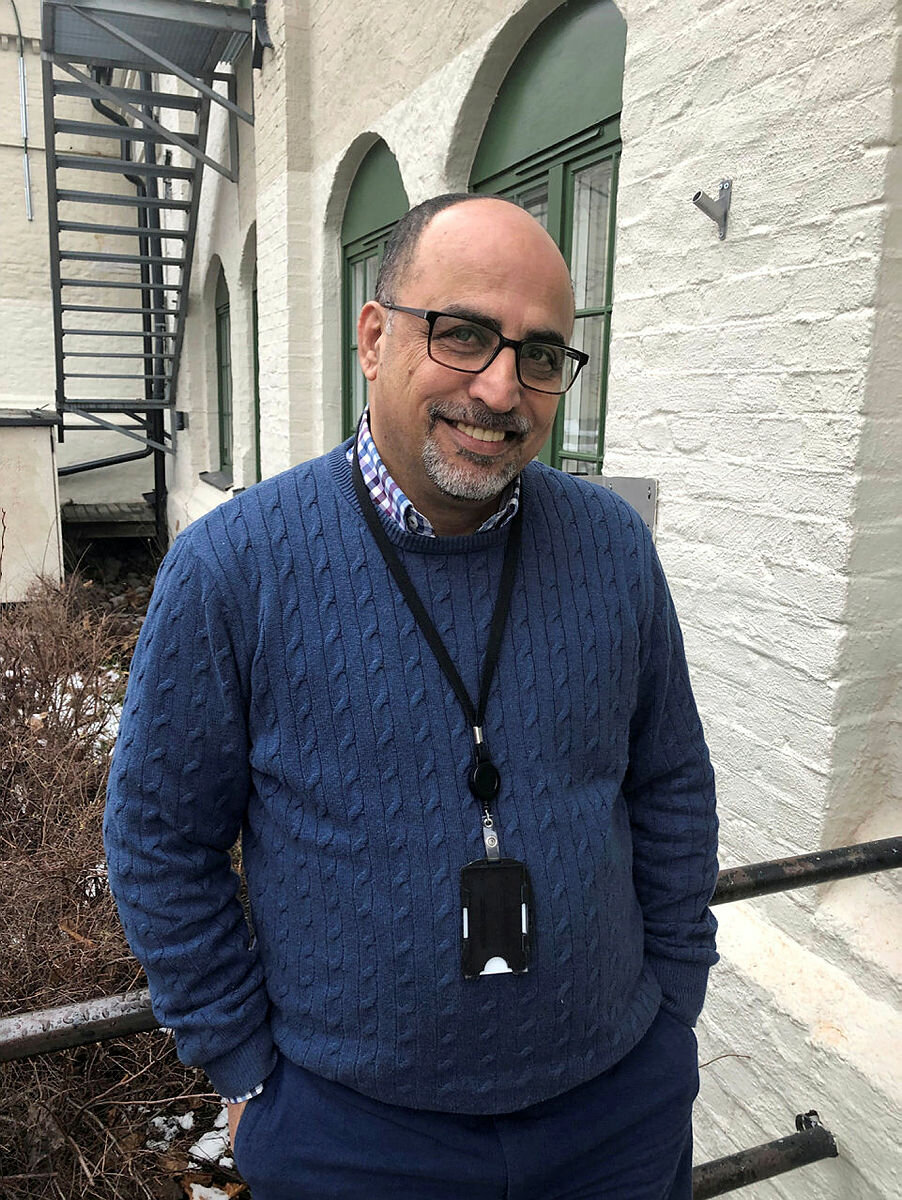 Bildet viser Abdallah Abudayya, palestins sykepleier, førsteamanuensis ved VID vitenskapelige høgskole.