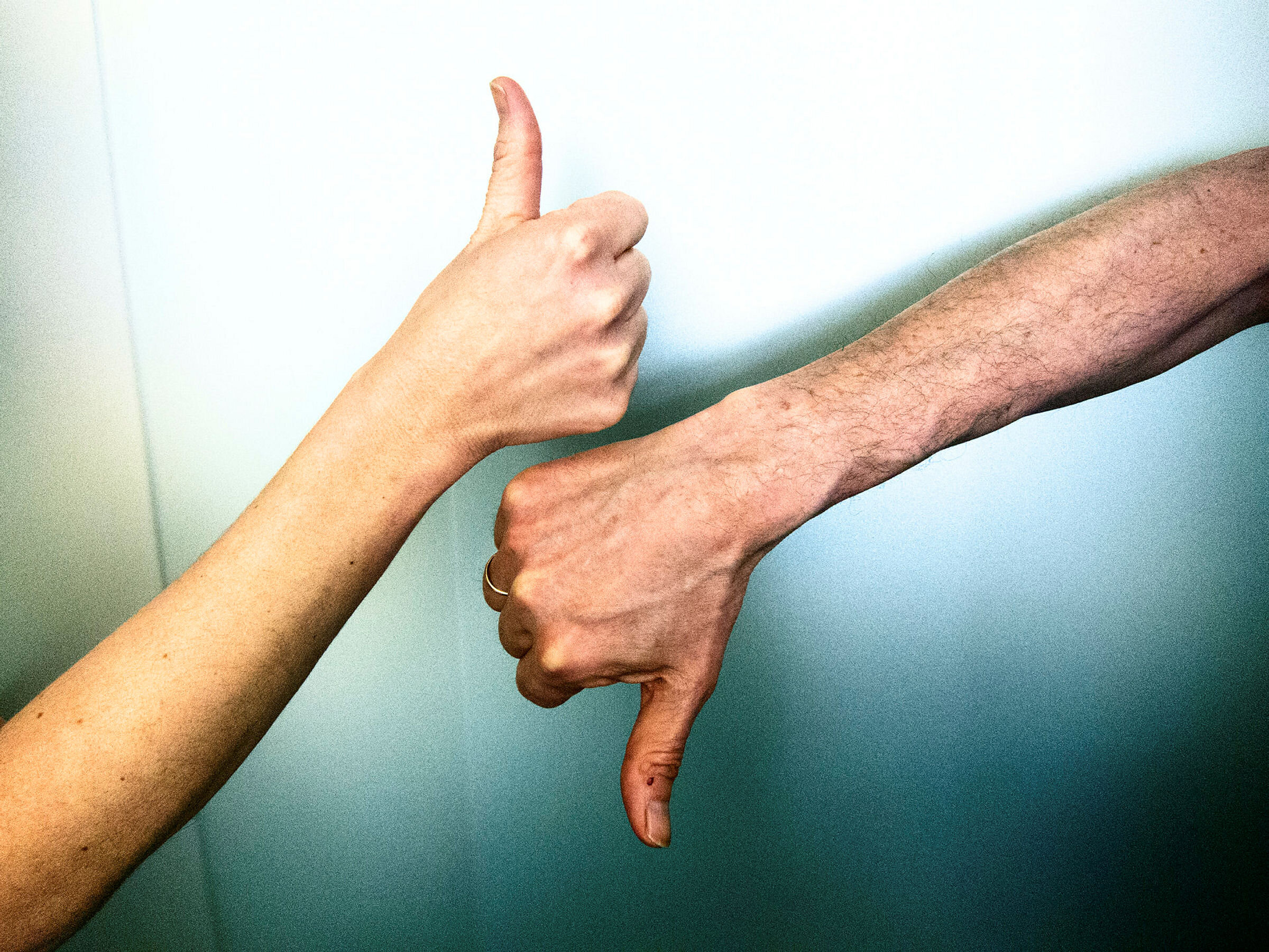 Ja og nei, tommelen opp, tommelen ned