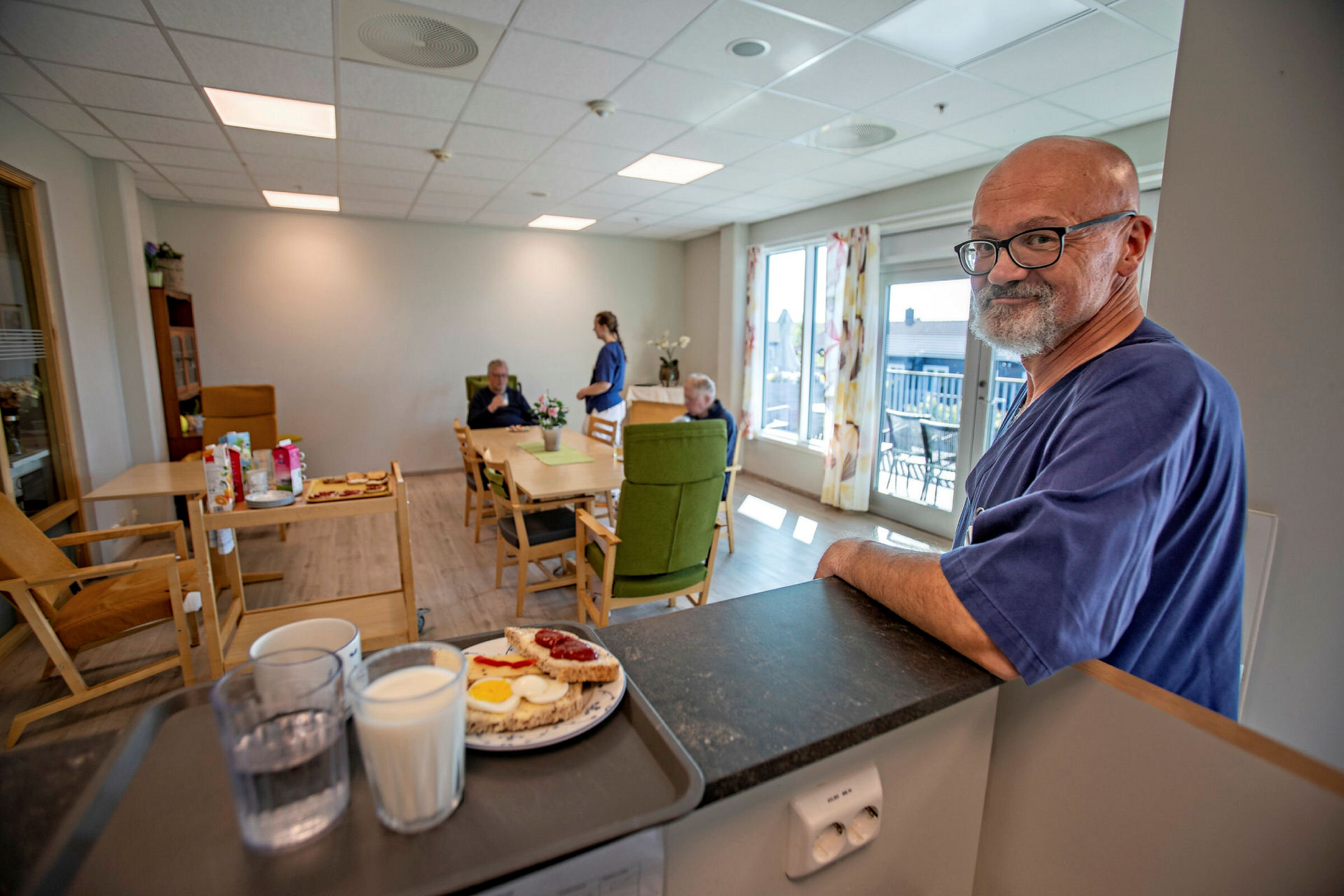 Bildet viser Einar Cyvin på Prestheia omsorgssenter i Kristiansand.