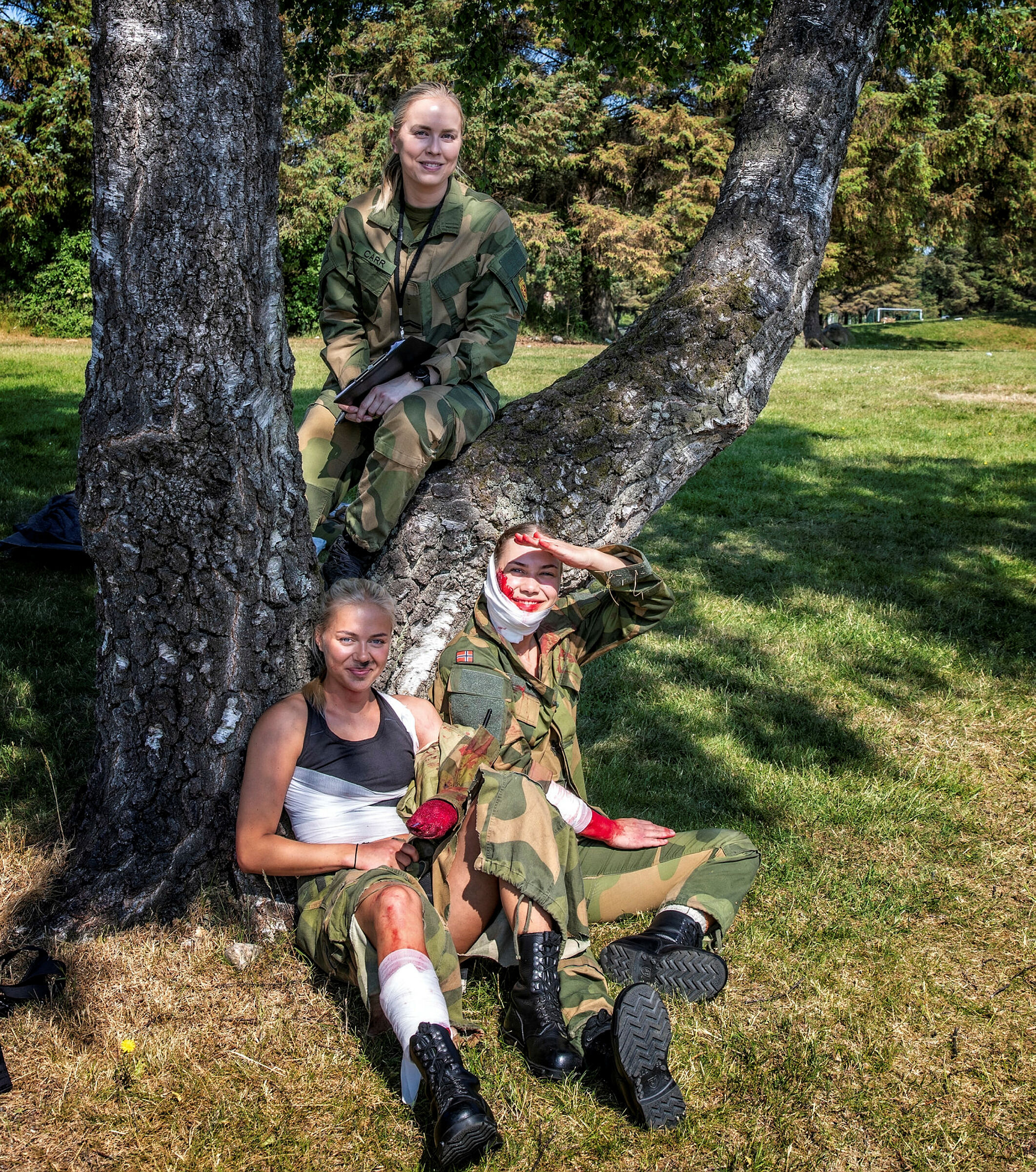 Bildet viser sykepleier Sissel Austråt i Madlaleiren.