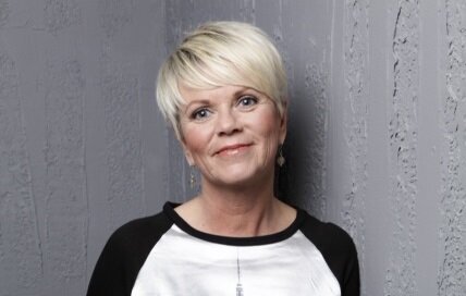 Bildet viser Siri Sørli, hovedtillitsvalgt for NSF i Porsgrunn kommune.