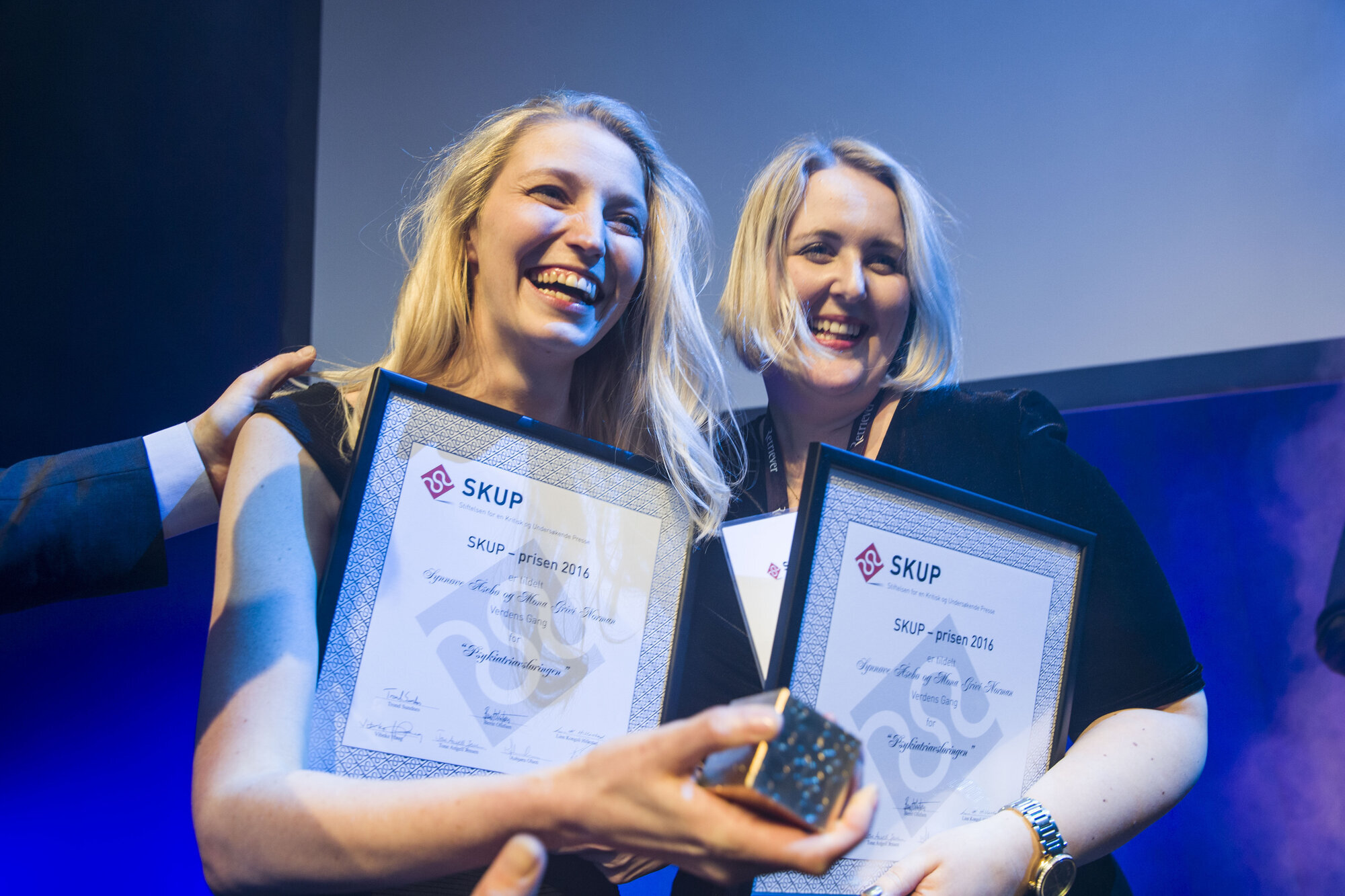 Bildet viser Mona Grivi Norman og Synnøve Åsebø