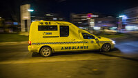 bildet viser ambulanse om natta i Oslo