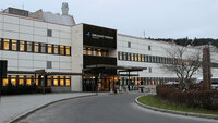 Sørlandet sykehus. Hovedinngang. Bilde tatt november 2018. 