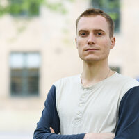 Bildet viser Daniel Tørresvoll Stabu som er studentnestleder i Norsk Sykepleierforbund