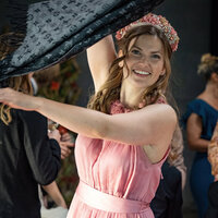 Bildet viser Åse Godal i rollen som Maddi i serien "Evy og alltid"