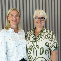 Bildet viser Helene Normann og Liv Heidi Brattås Remo
