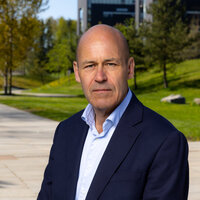 Bildet viser Øystein Mæland.