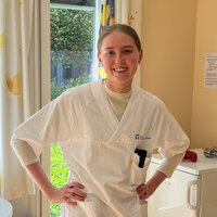 Bildet viser sykepleierstudent Stella Braathen-Reif under praksisstudier