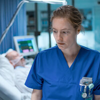 Bildet viser Leonie Benesch som Floria i filmen Kveldsvakt