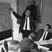  Odd Aukrust i Statistisk Sentralbyrå forklarer økonomisk statistikk